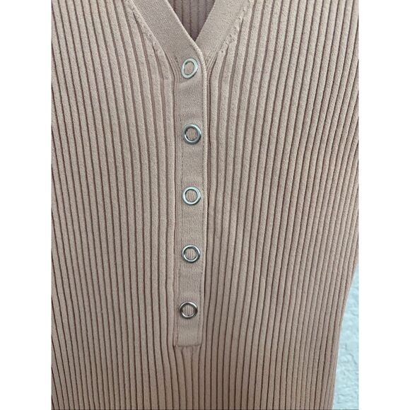 A.L.C. Ribbed Toni Bodysuit in Tamarind Beige Size L - Picture 6 of 12